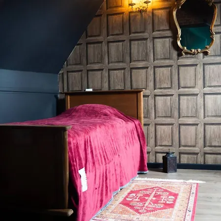 La Taverne Du Sorcier By Primo * Arras